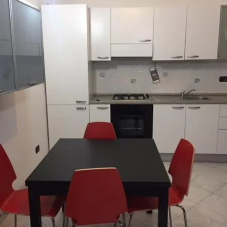 Centro Con Le Comodità Appartement Livourne