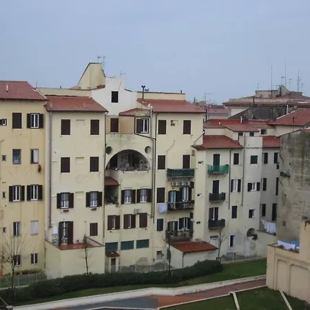 Centro Con Le Comodità Appartement
