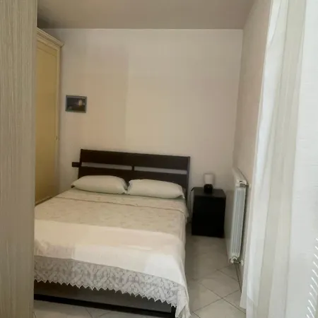 Centro Con Le Comodità Appartement Livourne