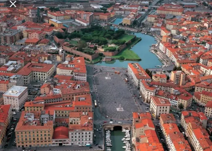 Centro Con Le Comodità Appartement