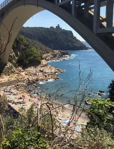 Centro Con Le Comodità Appartement Livourne